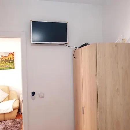 公寓 Lovely 2-bed In Near Beach *